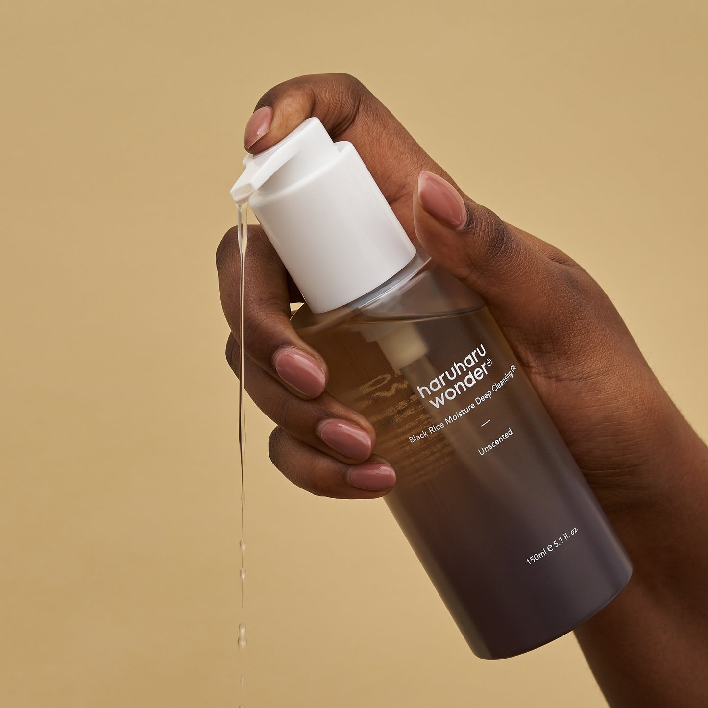 Haruharu Wonder – Huile nettoyante hydratante au riz noir 150 ml