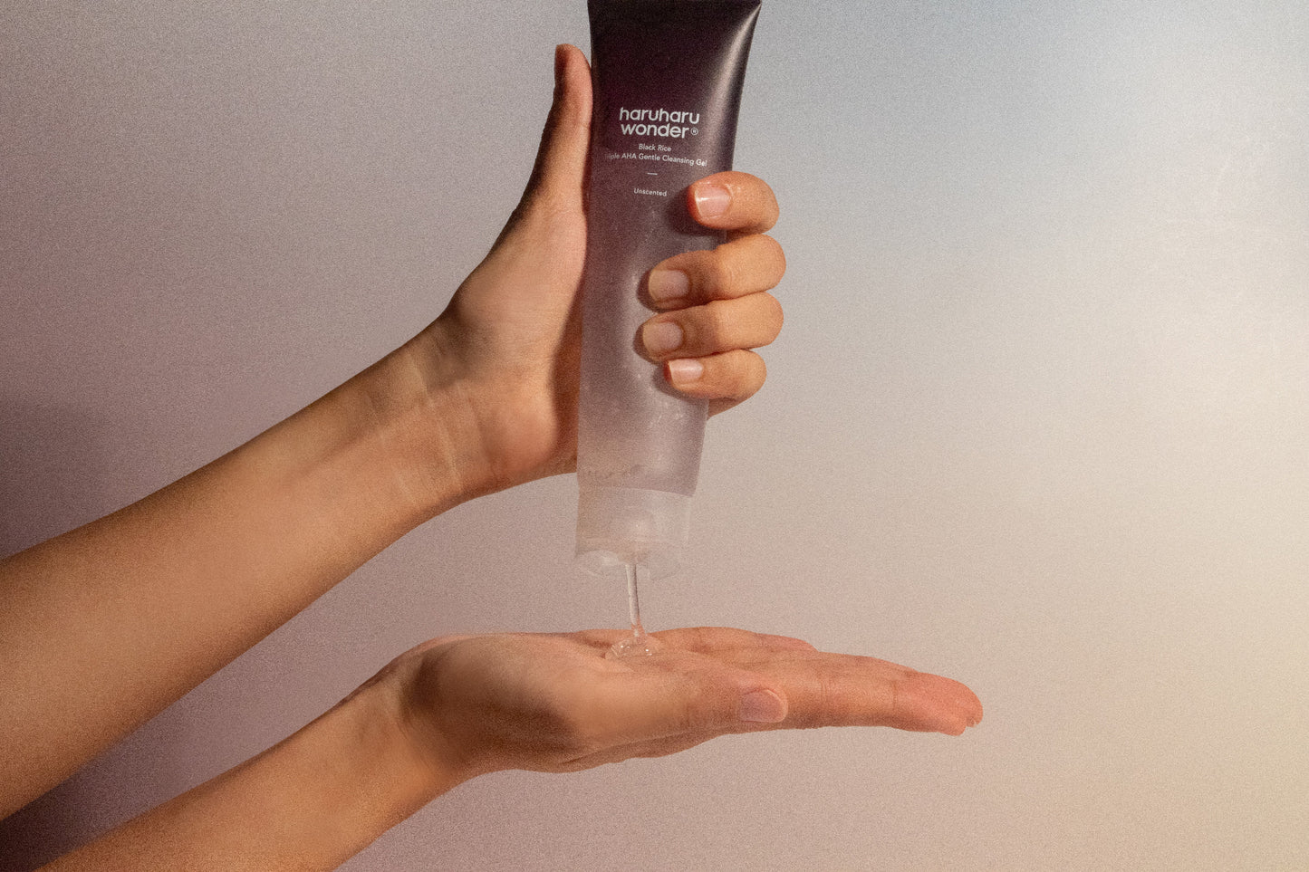 Haruharu Wonder – Black Rice Triple AHA Gentle Cleansing Gel Unscented 100 ml