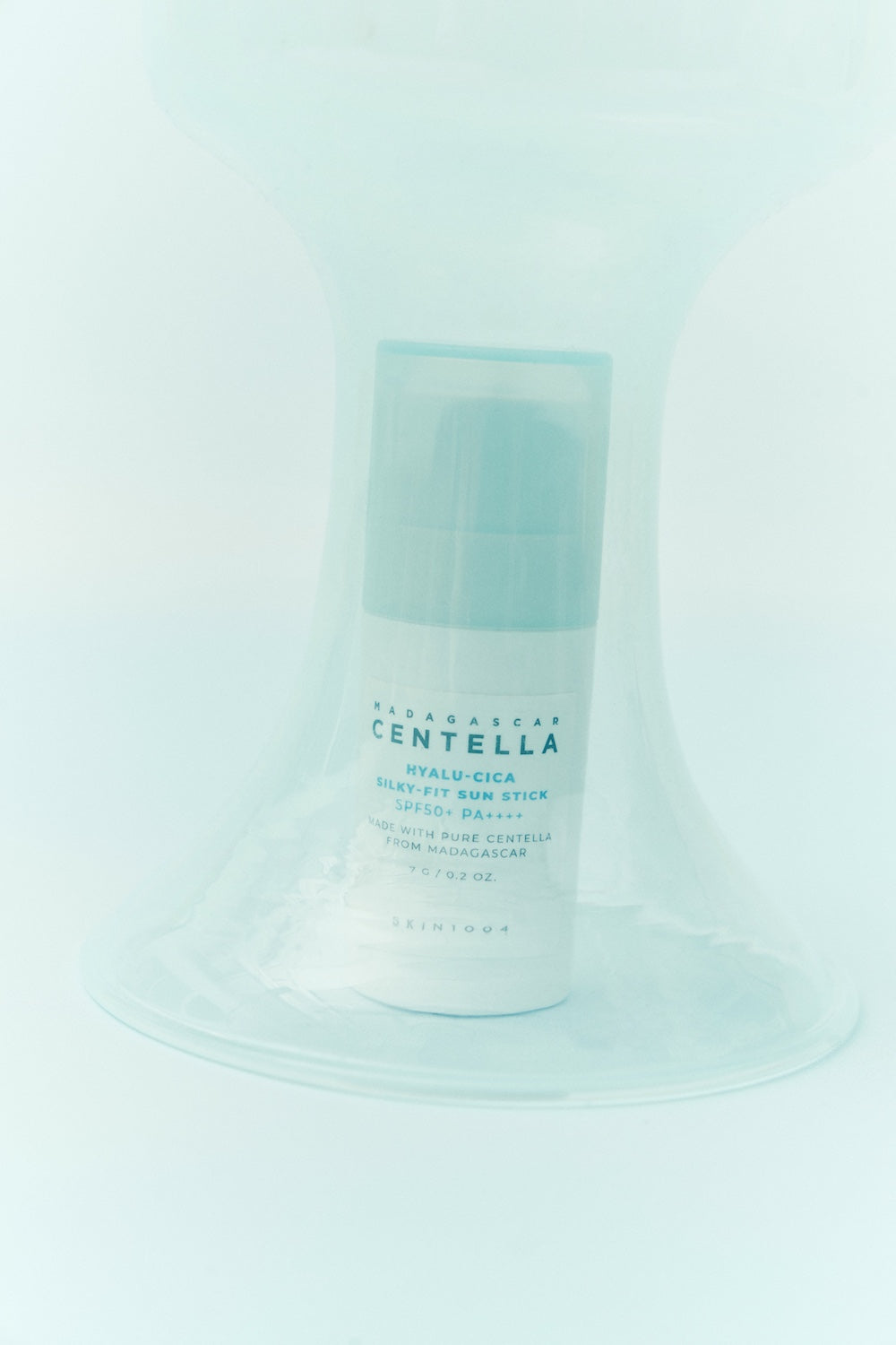 Skin1004 – Madagascar Centella Hyalu-Cica Silky Fit Sun Stick 7 g