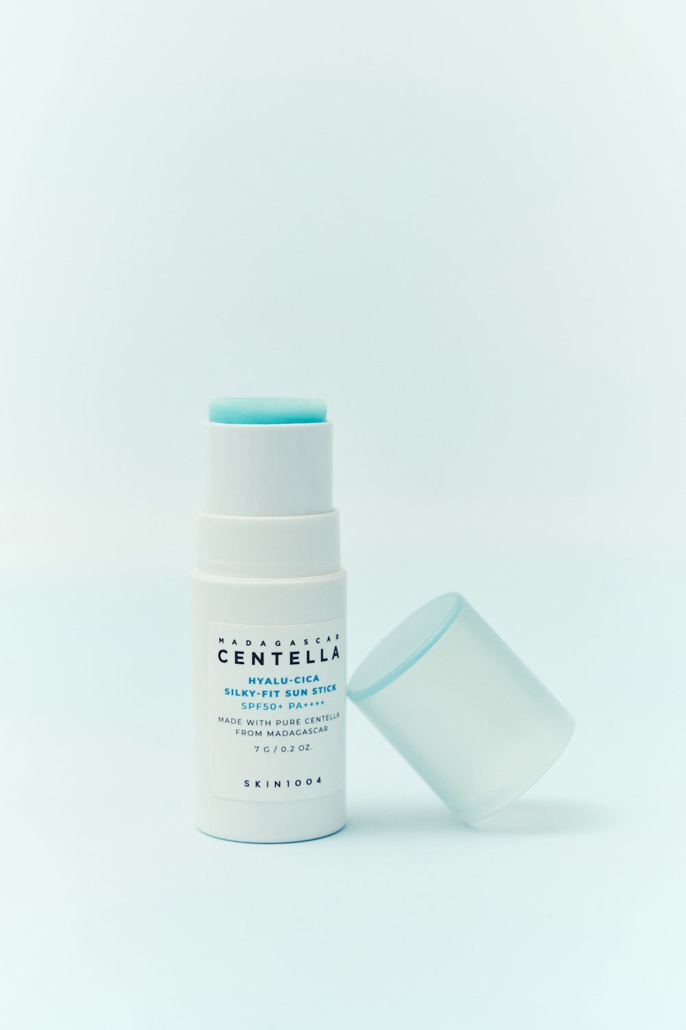 Skin1004 – Madagascar Centella Hyalu-Cica Silky Fit Sun Stick 7 g