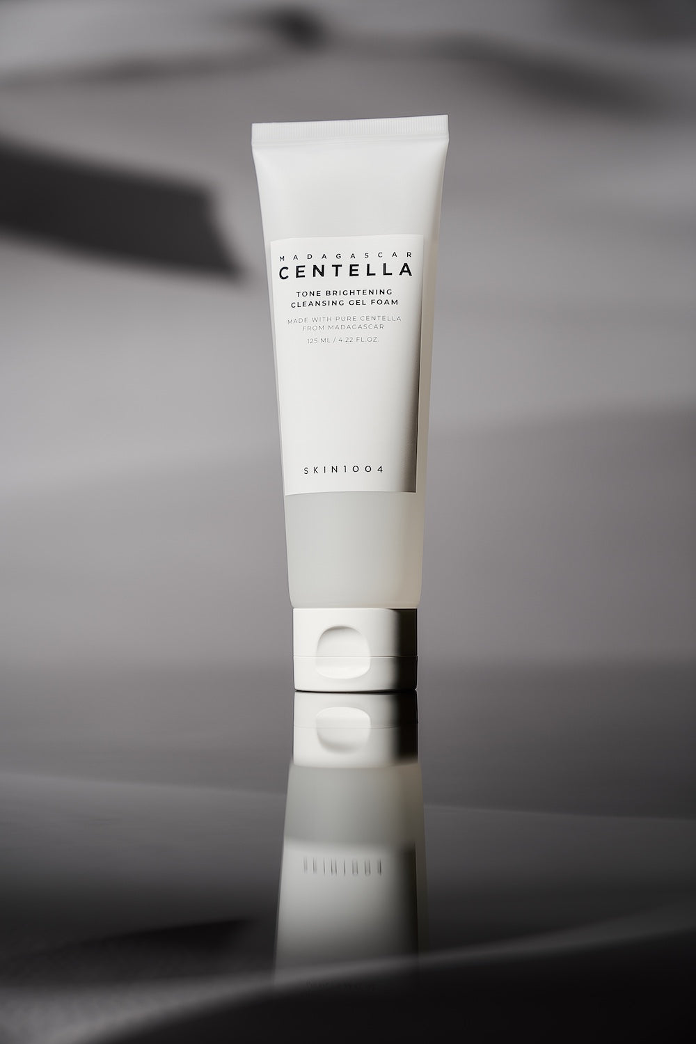 Skin1004 – Madagascar Centella Tone Brightening Cleansing Gel Foam 125 ml