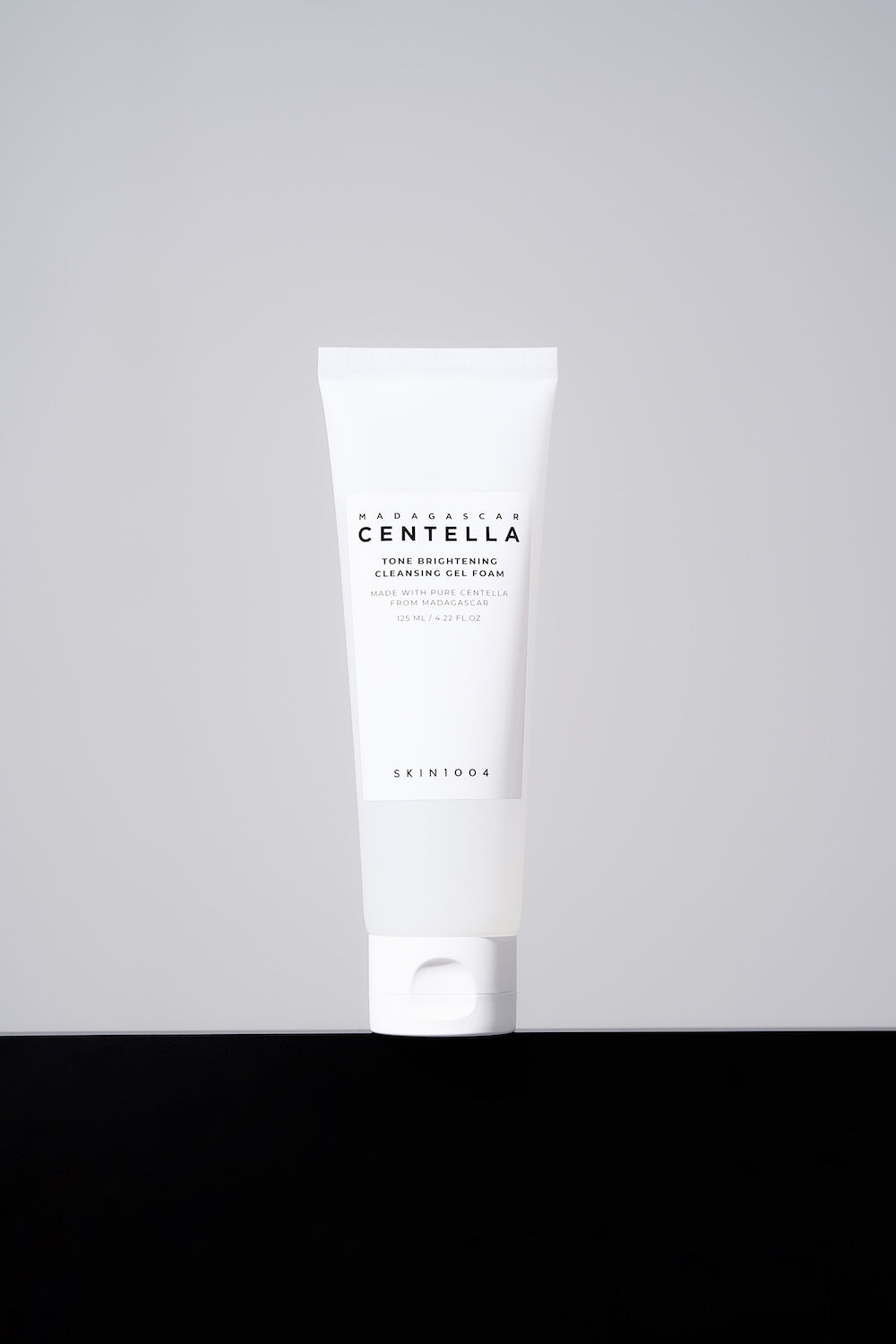 Skin1004 – Madagascar Centella Tone Brightening Cleansing Gel Foam 125 ml